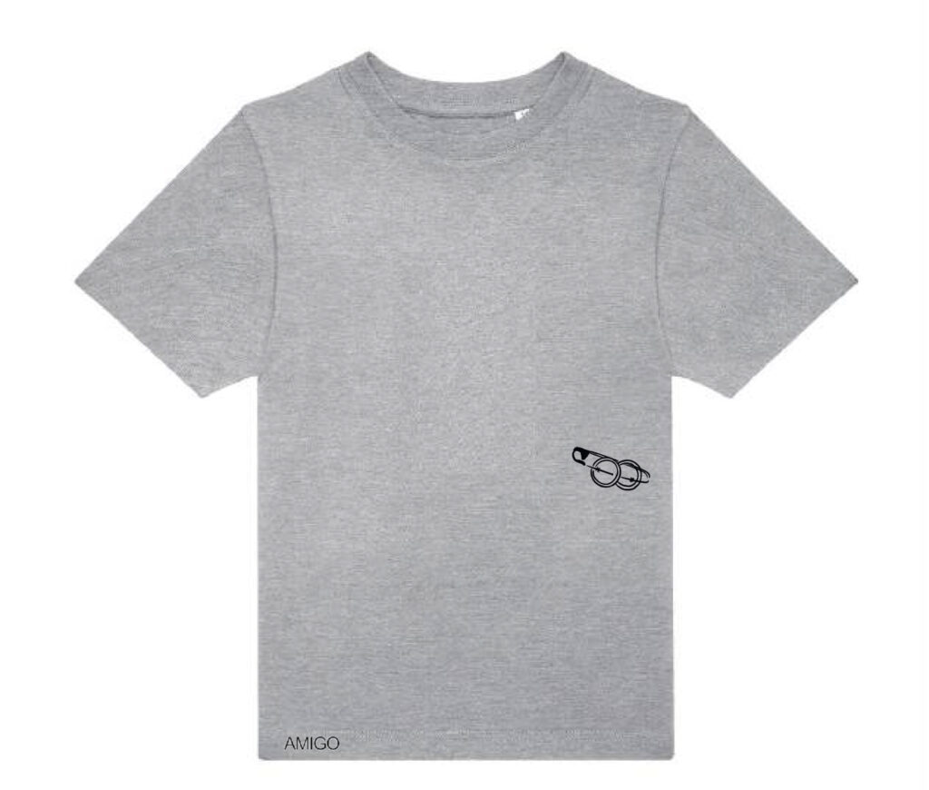 T-shirt safety amigo pin front
